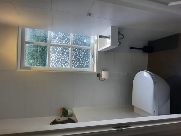 Apart toilet